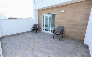 Property slide 32