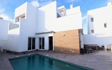 Property slide 44