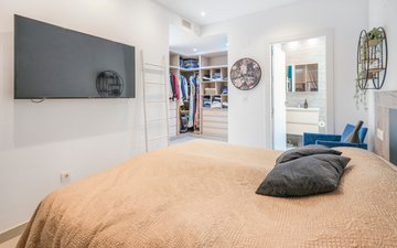 Property slide 12