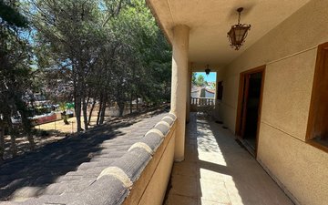 Property slide 38