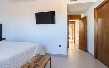 Property slide 17