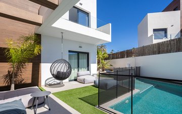 Property slide 31