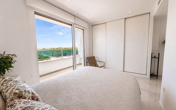 Property slide 18
