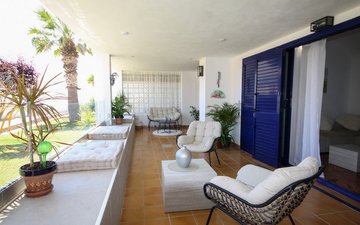 Property slide 4