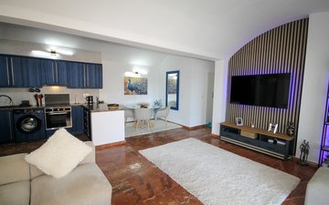Property slide 7