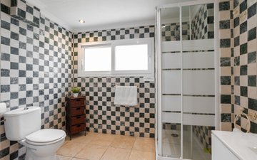 Property slide 22