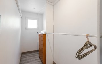 Property slide 33