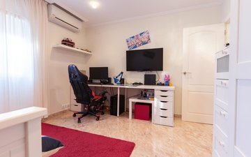 Property slide 29