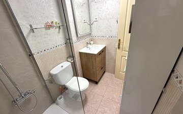 Property slide 48