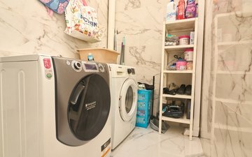 Property slide 16