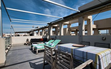 Property slide 16