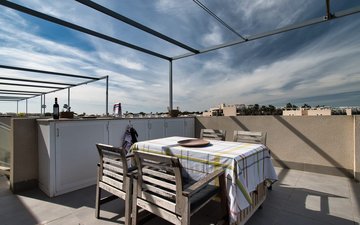 Property slide 17