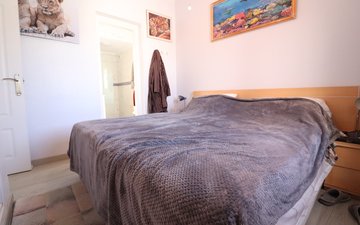 Property slide 22