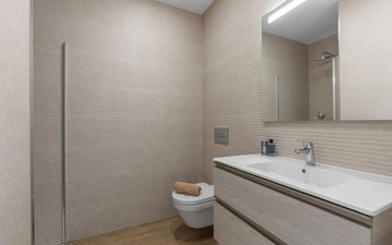 Property slide 21