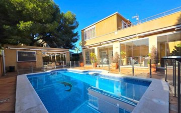 Property slide 32