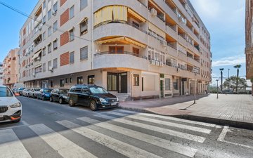 Property slide 25
