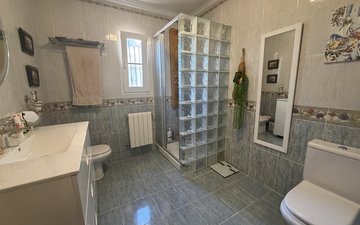 Property slide 17