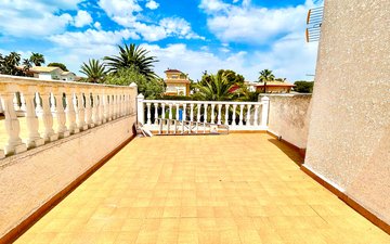 Property slide 40