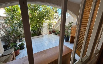 Property slide 7