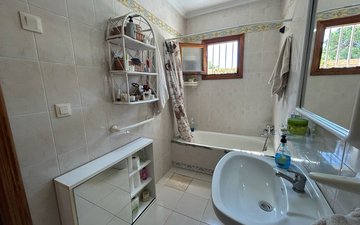 Property slide 24