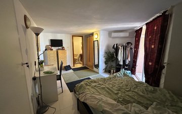 Property slide 17