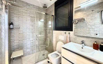 Property slide 10