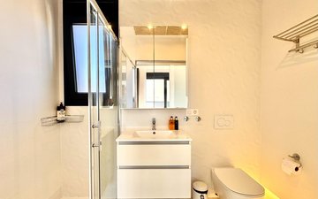 Property slide 16