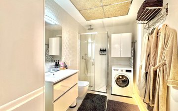 Property slide 36