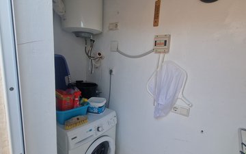 Property slide 10