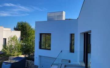 Property slide 31
