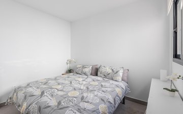 Property slide 25