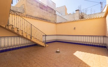 Property slide 10