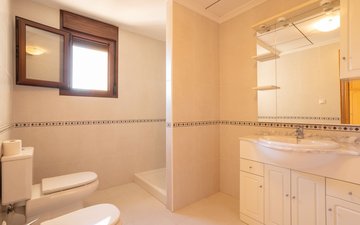 Property slide 33