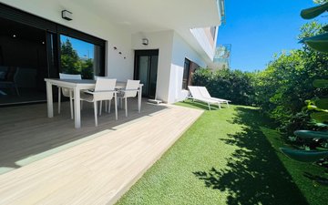 Property slide 10