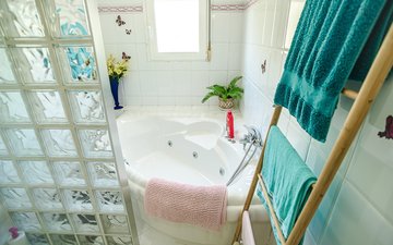 Property slide 23