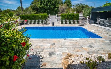 Property slide 39