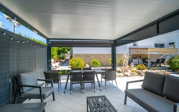 Property slide 44