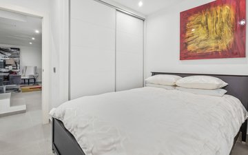 Property slide 10