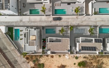 Property slide 25