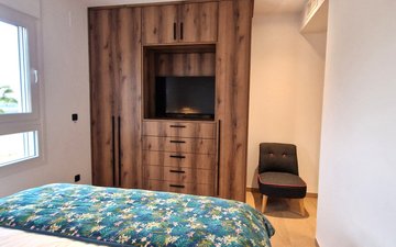 Property slide 25