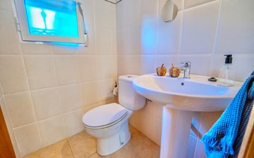 Property slide 16