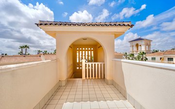 Property slide 31
