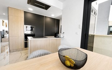 Property slide 21