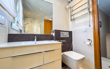 Property slide 44