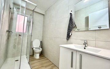Property slide 16