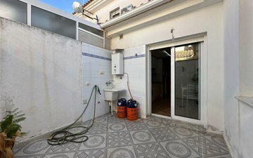 Property slide 18