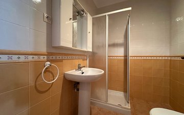 Property slide 24