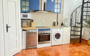Property slide 10
