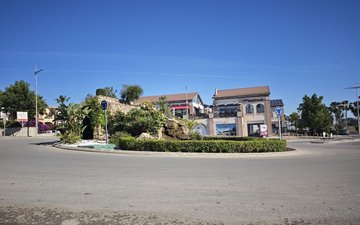 Property slide 27