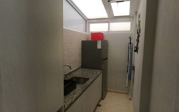 Property slide 32